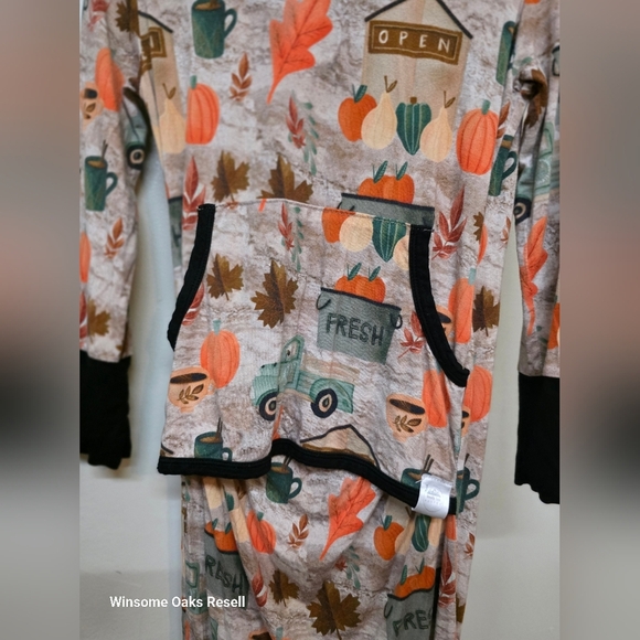Colorful Fall-Themed Pajama Set - Picture 4 of 5